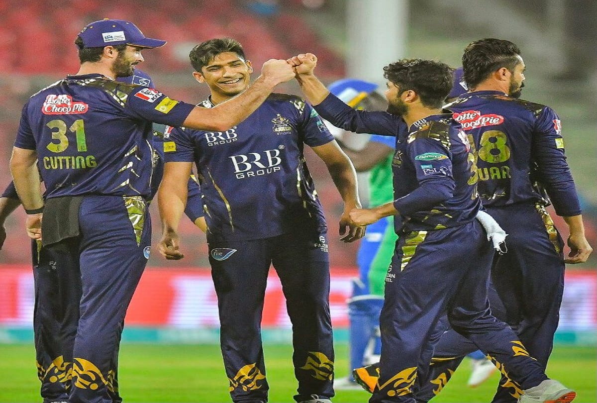 PSL 2021 Quetta Gladiators beats Lahore Qalandars by 18 runs Usman Shinwari  taken 3 wickets in Pakistan super league match at Abu Dhabi