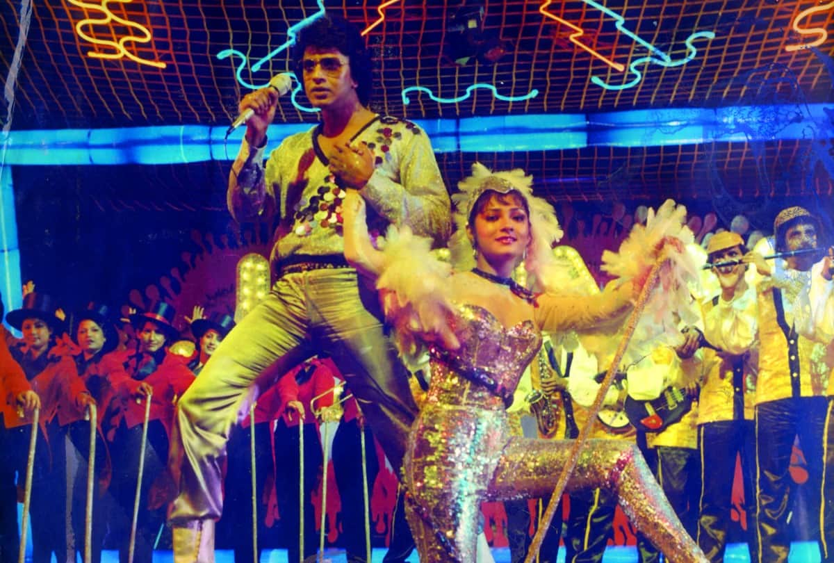 10 Best Roles Of Super Star Mithun Chakraborty Crowd Broke Theatre Glass During Show Of Suraksha