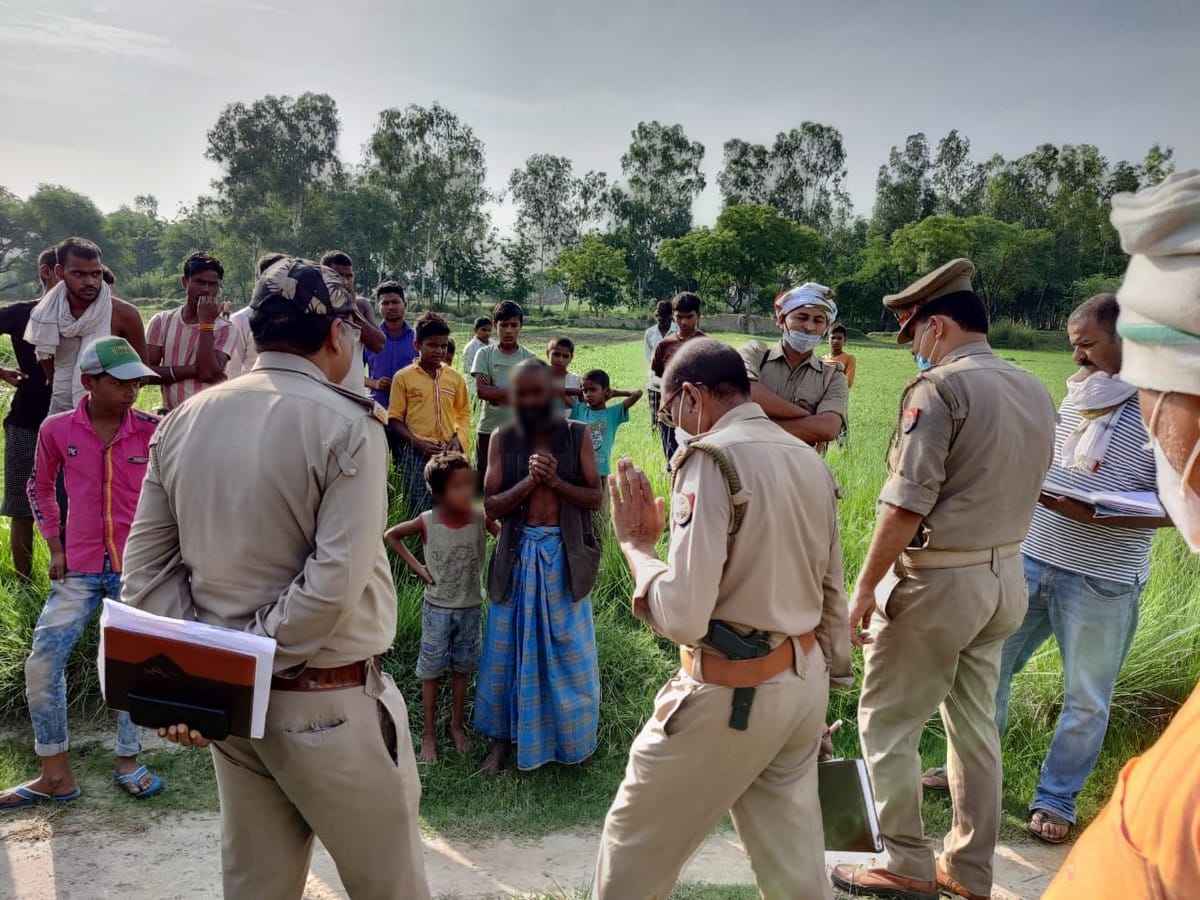 Dead body found of girl near pond in jaunpur village UP