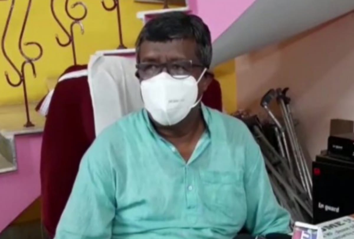 BJP MP Sunil Mandal said I am not feeling comfortable in the party