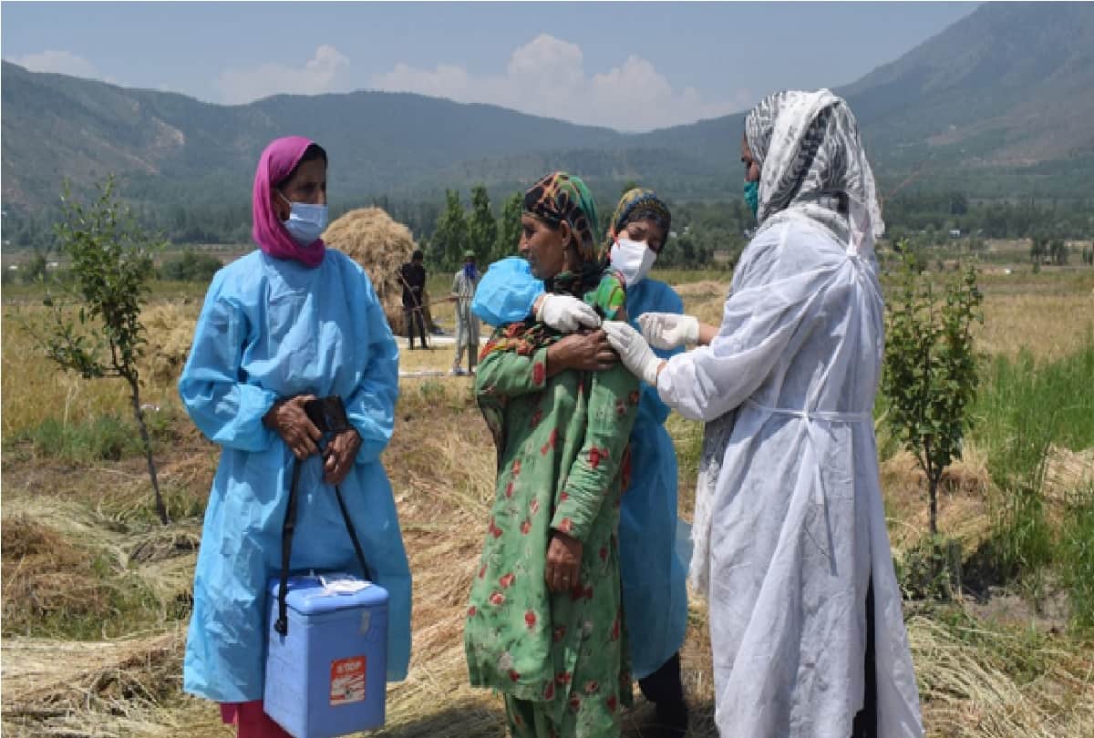 Vaccine crisis in Jammu and Kashmir continues people returning from medical centers disappointed