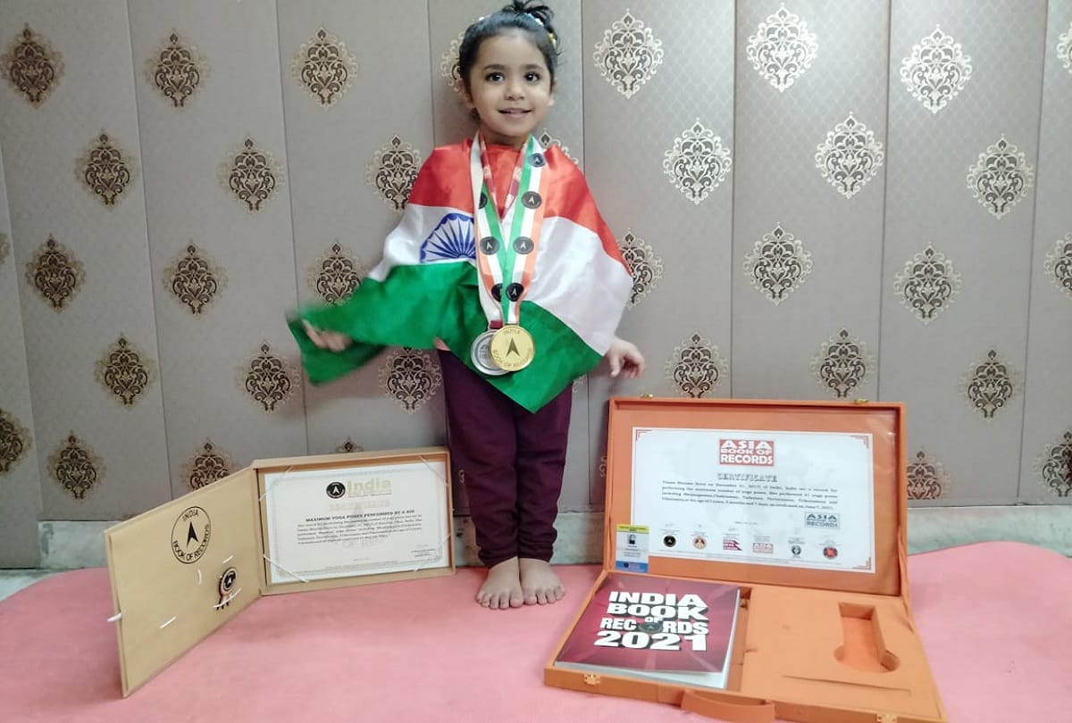 Three and a half year old Vanya Sharma made Asia record by doing yoga