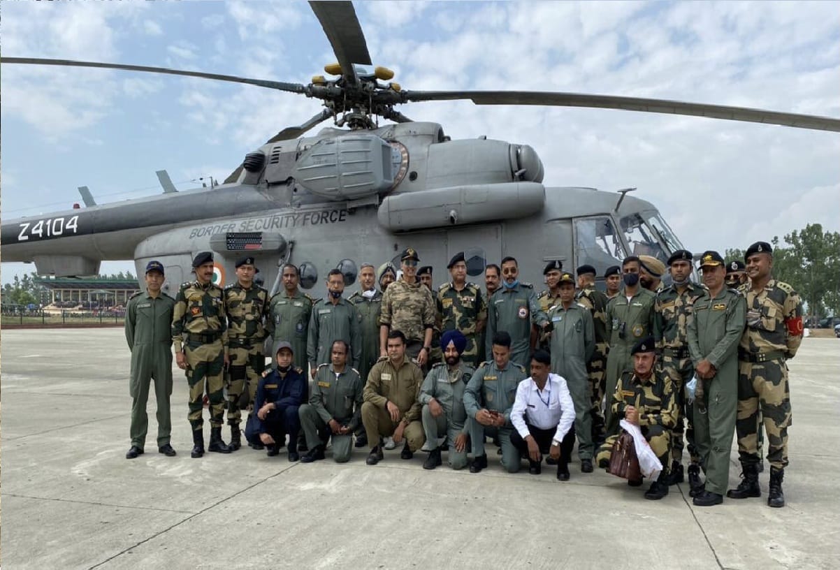 Akshay Kumar visits Gurez valley of North Kashmir s Bandipora and shared memory