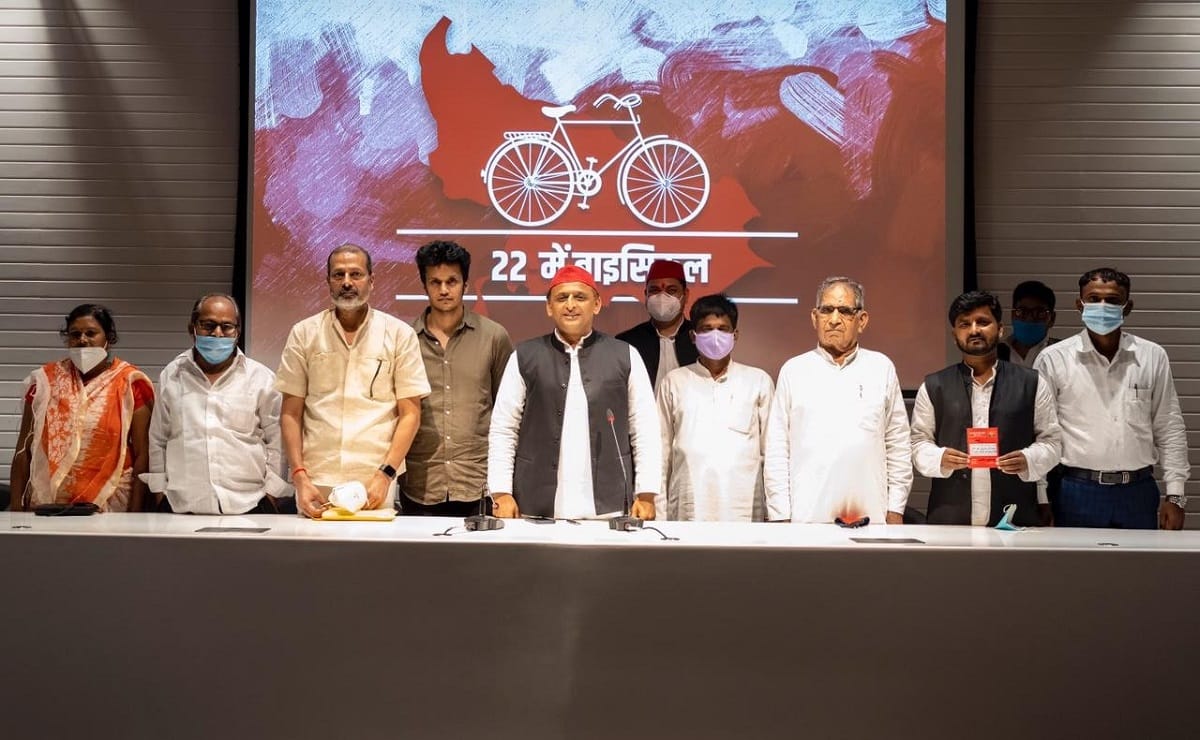 Many BSP MLAs are in touch with Samajwadi Party ahead of UP assembly polls