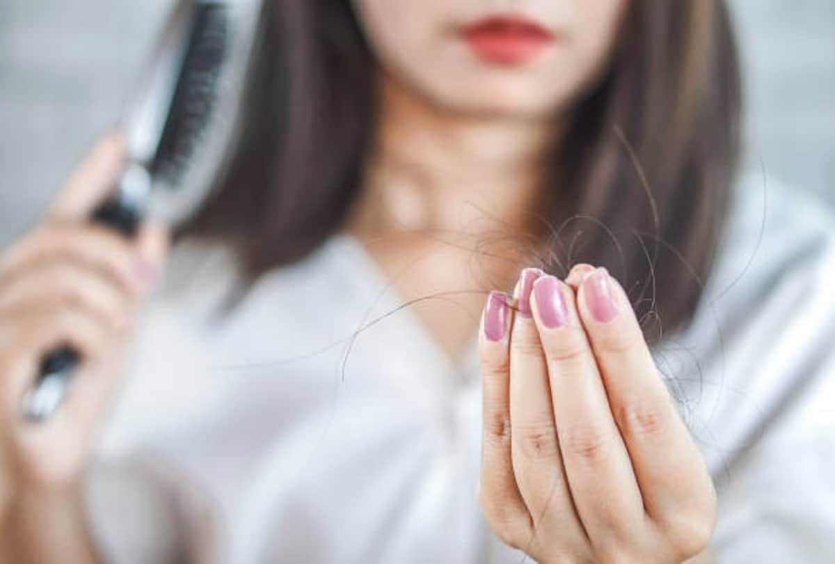 Hair Fall Home Remedies to Stop Hair Fall and Natual Growth Know Baal Jhadna Kaise Roke in Hindi