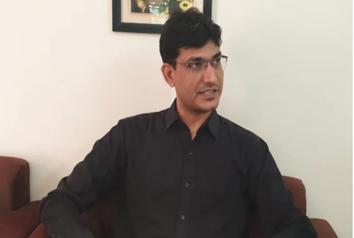 Madhya Pradesh IAS Officer Gets Notice After Chat On Corruption Leaked