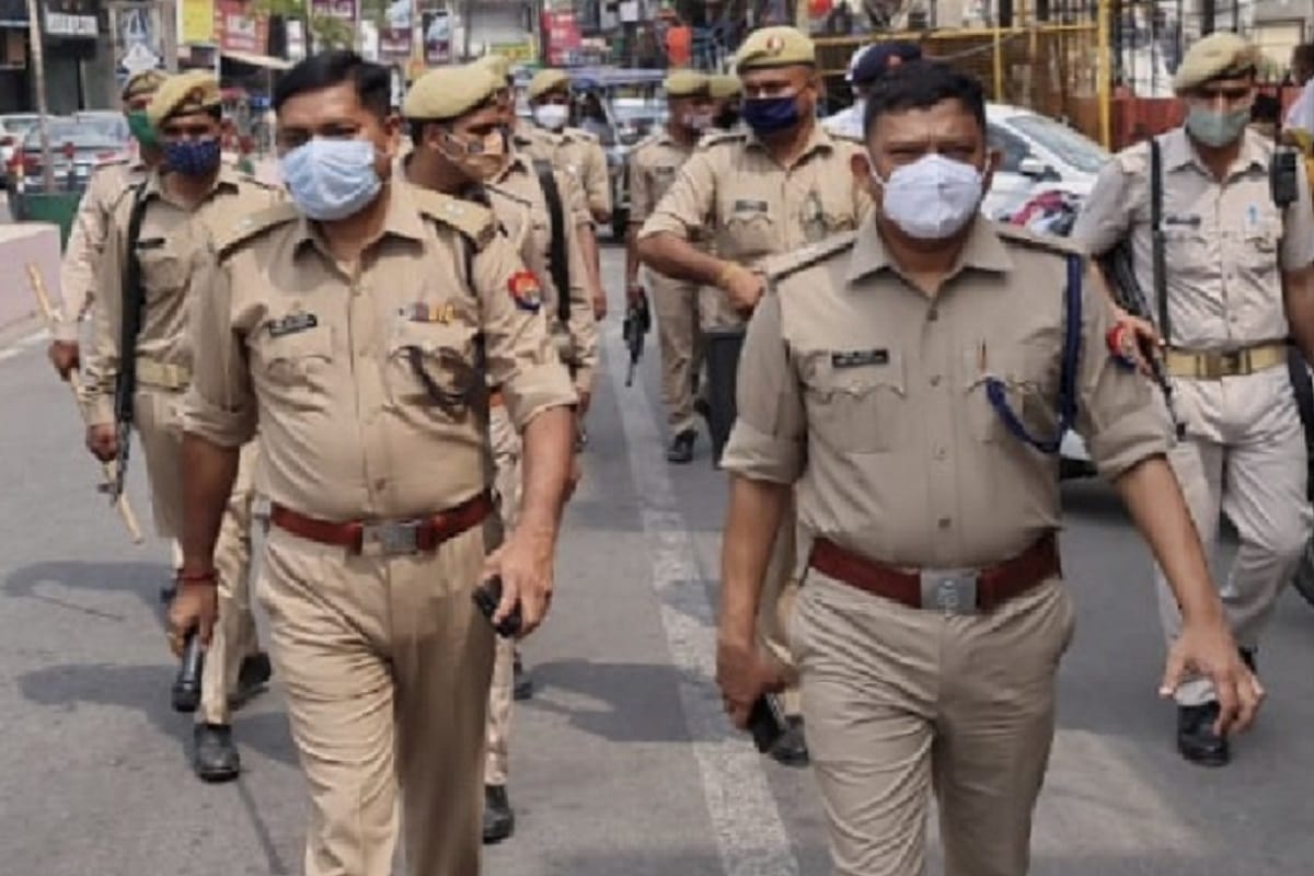 UP News: Inspector has deducted one lakh rupees challan of bike rider in Meerut