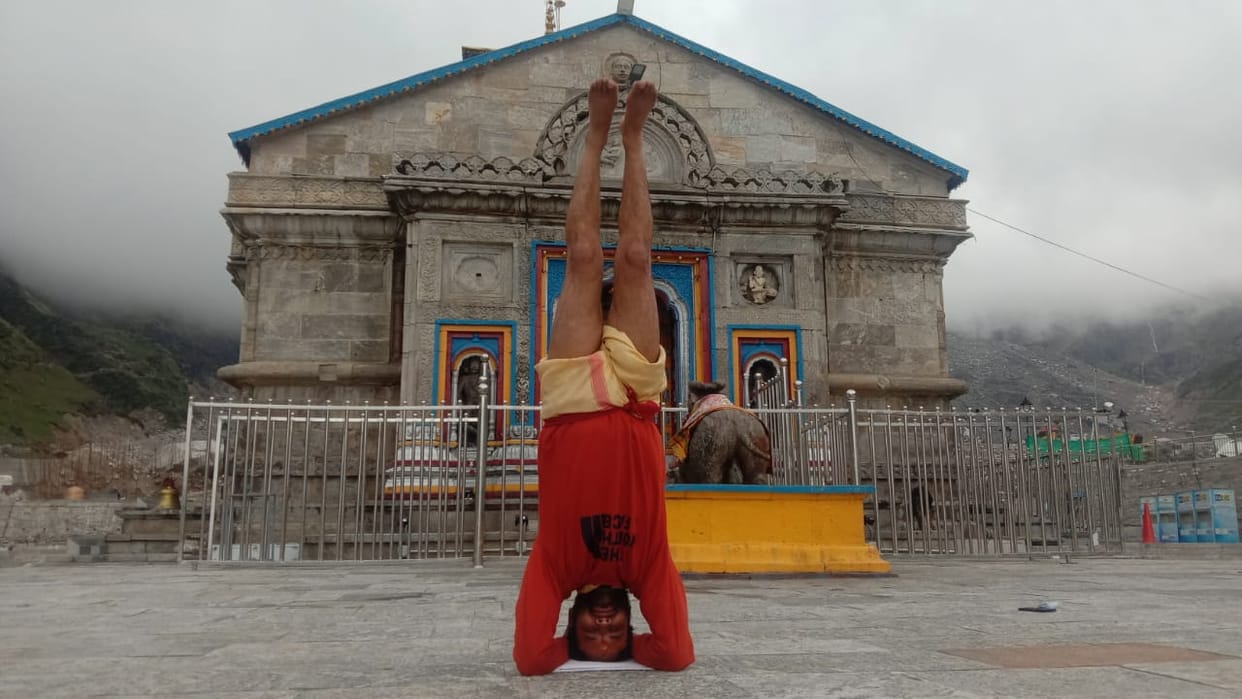 Devasthanam Board News: kedarnath purohit shirshashan protest against devasthanam board