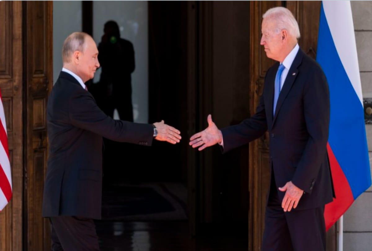 Russia accuses US companies for election interference summons ambassador