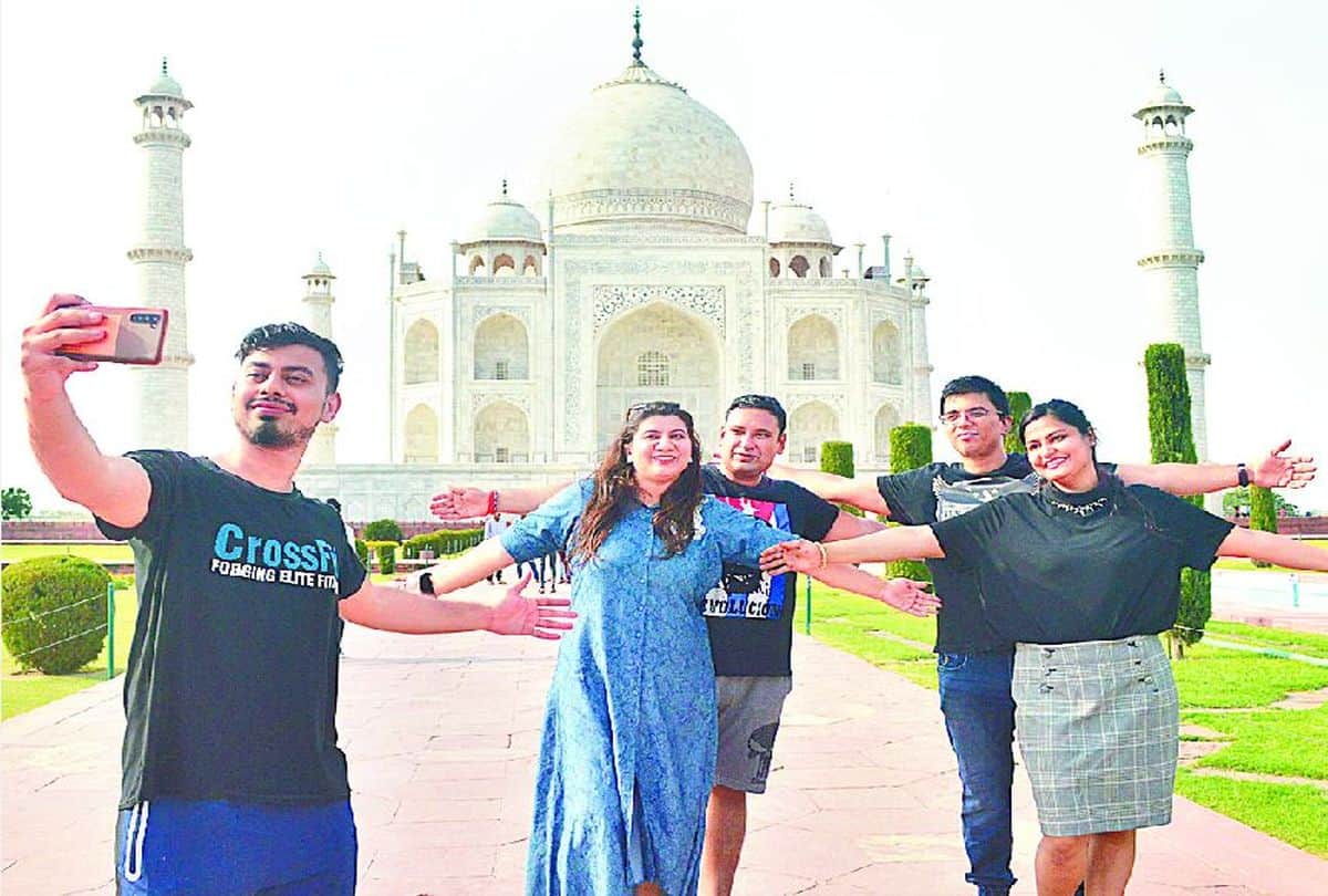 Taj Mahal Will Closed Three Days In Week Due Corona Curfew