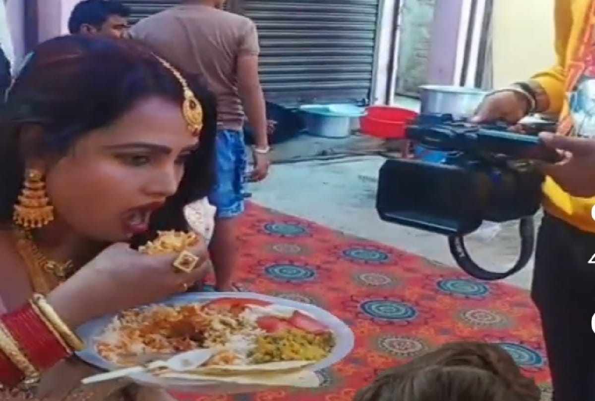 Viral Video Woman eating Food with Hand in marriage Video goes viral