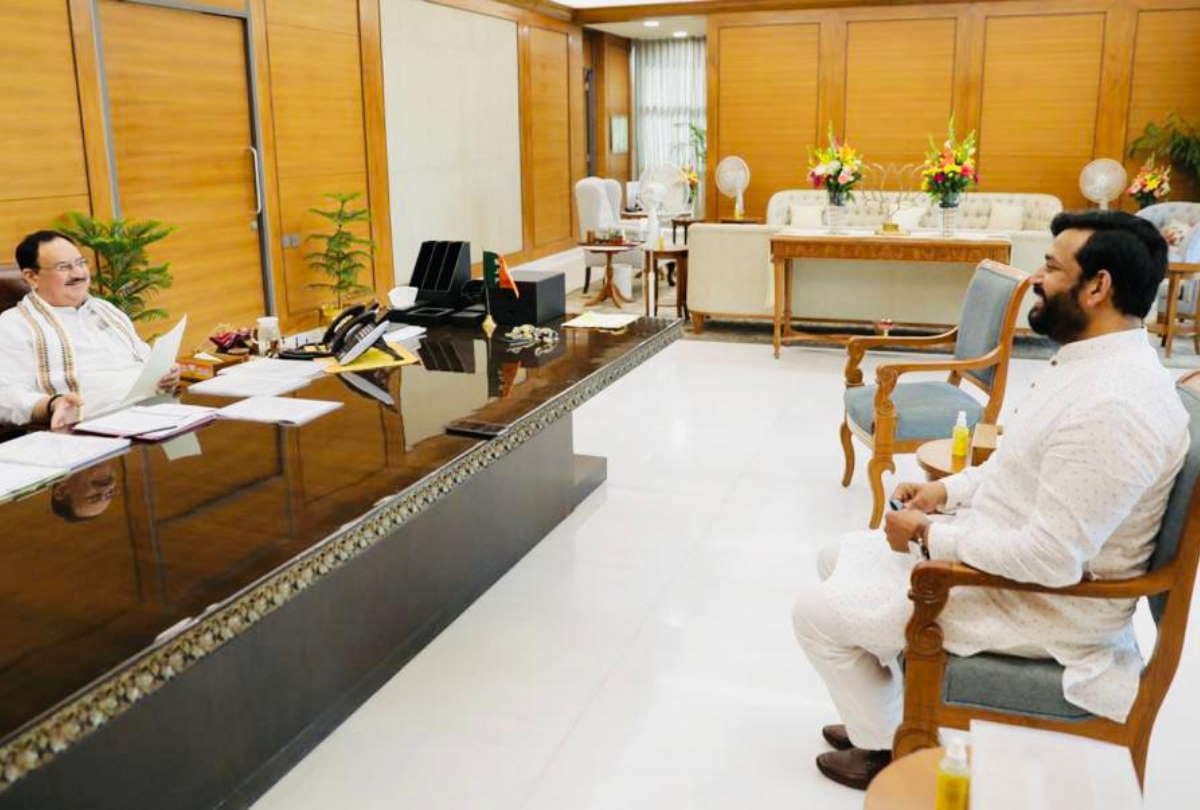 MP Ravi Kishan Met BJP National President JP Nadda in Delhi