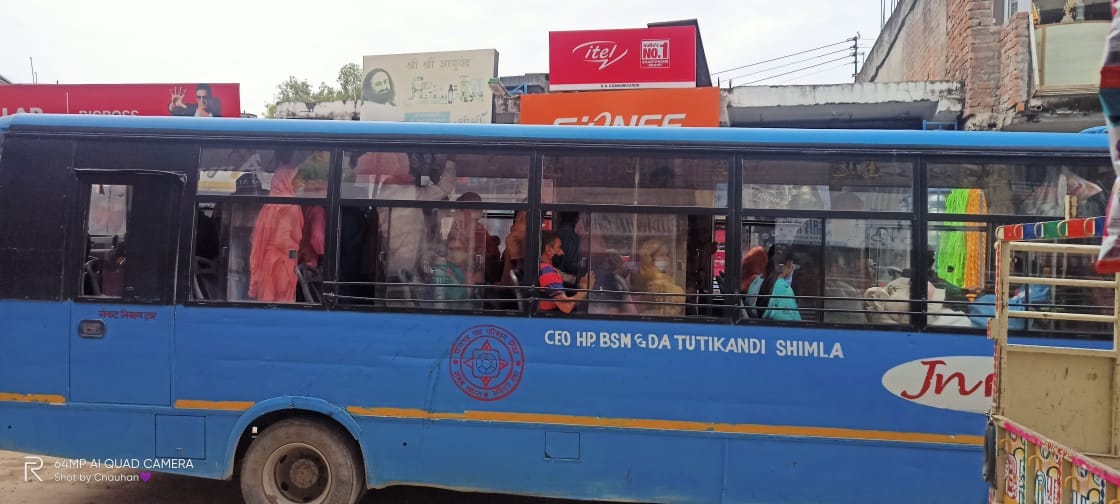 Rules are being flouted in Galod to Hamirpur bus, danger of Kovid