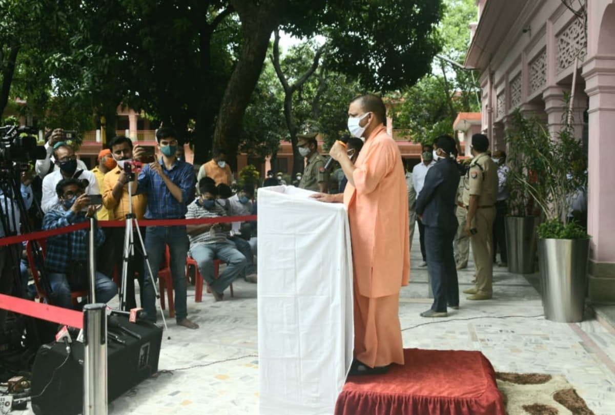 CM Yogi Adityanath interacts with media persons in Gorakhnath temple office for Awareness of coronavirus