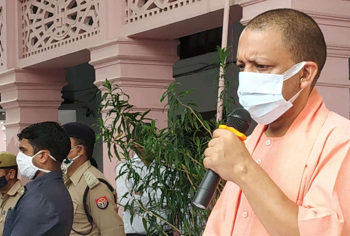 CM Yogi Adityanath interacts with media persons in Gorakhnath temple office for Awareness of coronavirus