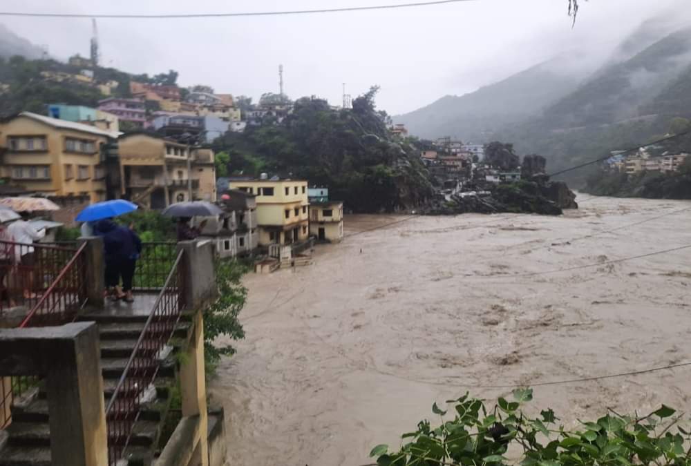 Uttarakhand Monsoon Rainfall News: many Rivers water level on Danger level in Garhwal and Kumaon photos