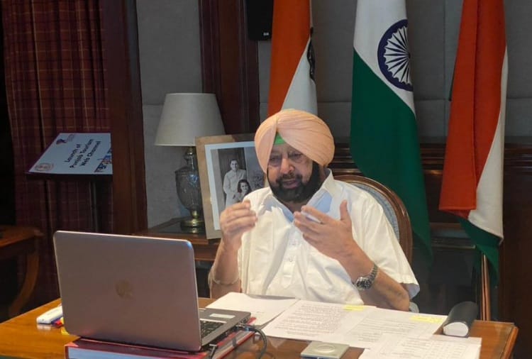 Punjab CM Captain Amarinder Singh met 12 MLAs at his residence