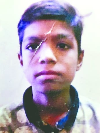 Current descended from pole in rain, teenager dies