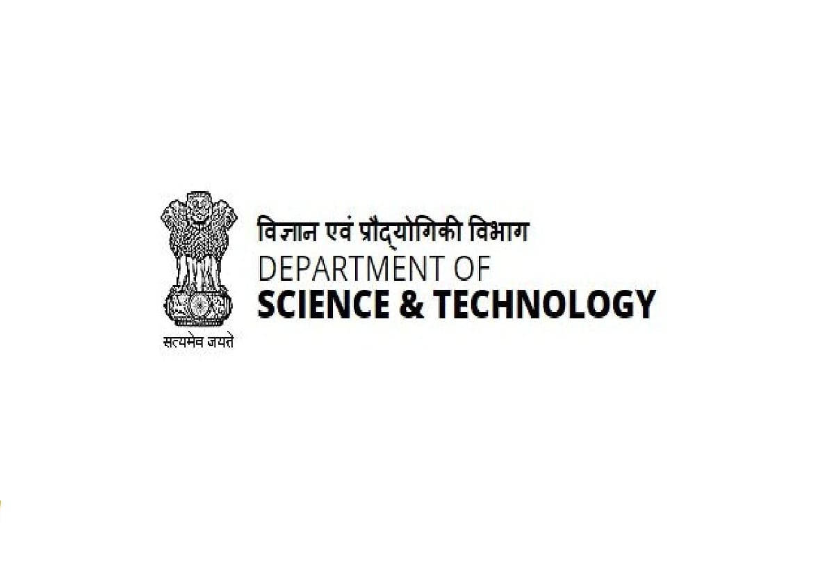 Youth will read the story of 100 women scientists