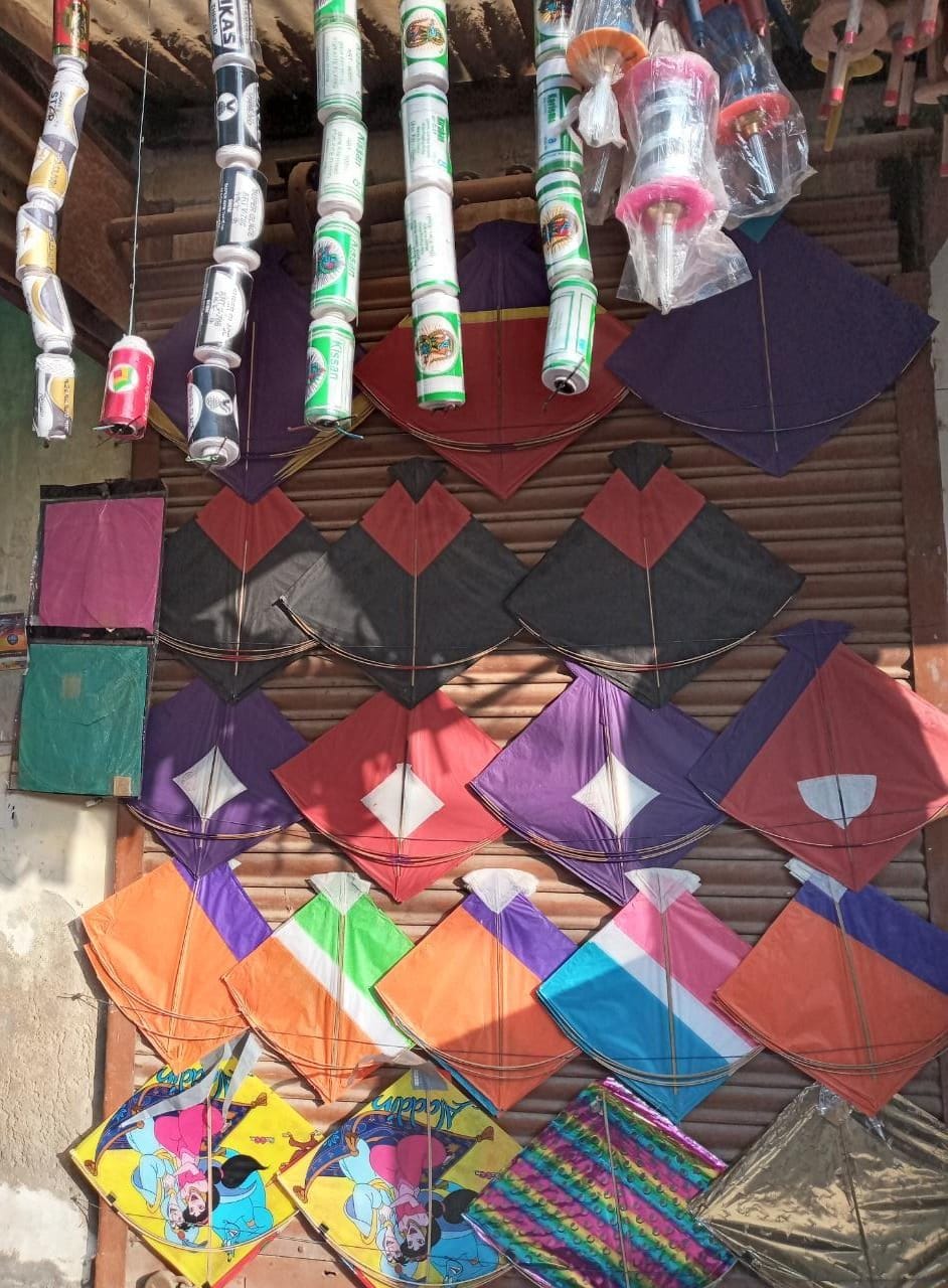 Hathras: Kites will fly a lot on Ganga Dussehra, will fight