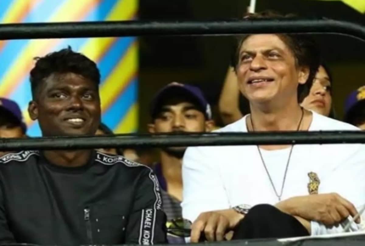 Viacome18 comes on board for Hrithik roshan deepika padukone starrer fighter srk film sidelined