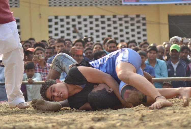 Wrestlers struggle for living after Competitions are closed due to corona in Haryana  