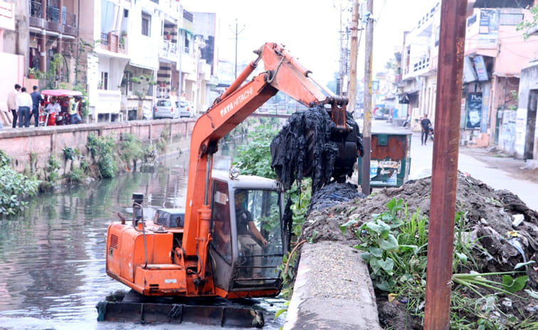 Bathroom will be built on the Ghat of Pavdhoi river: Municipal Commissioner