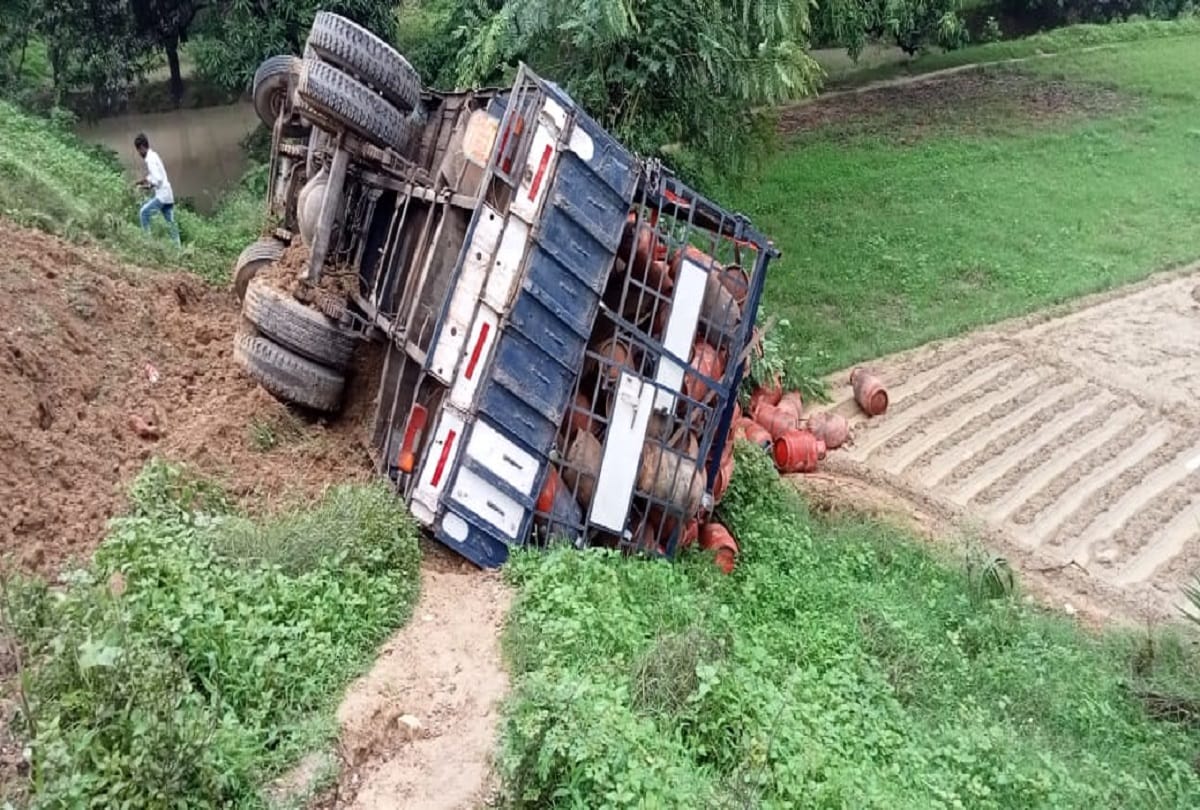 Woman dies after being hit by truck laden with gas cylinder in varanasi truck overturns in a ditch trying to escape