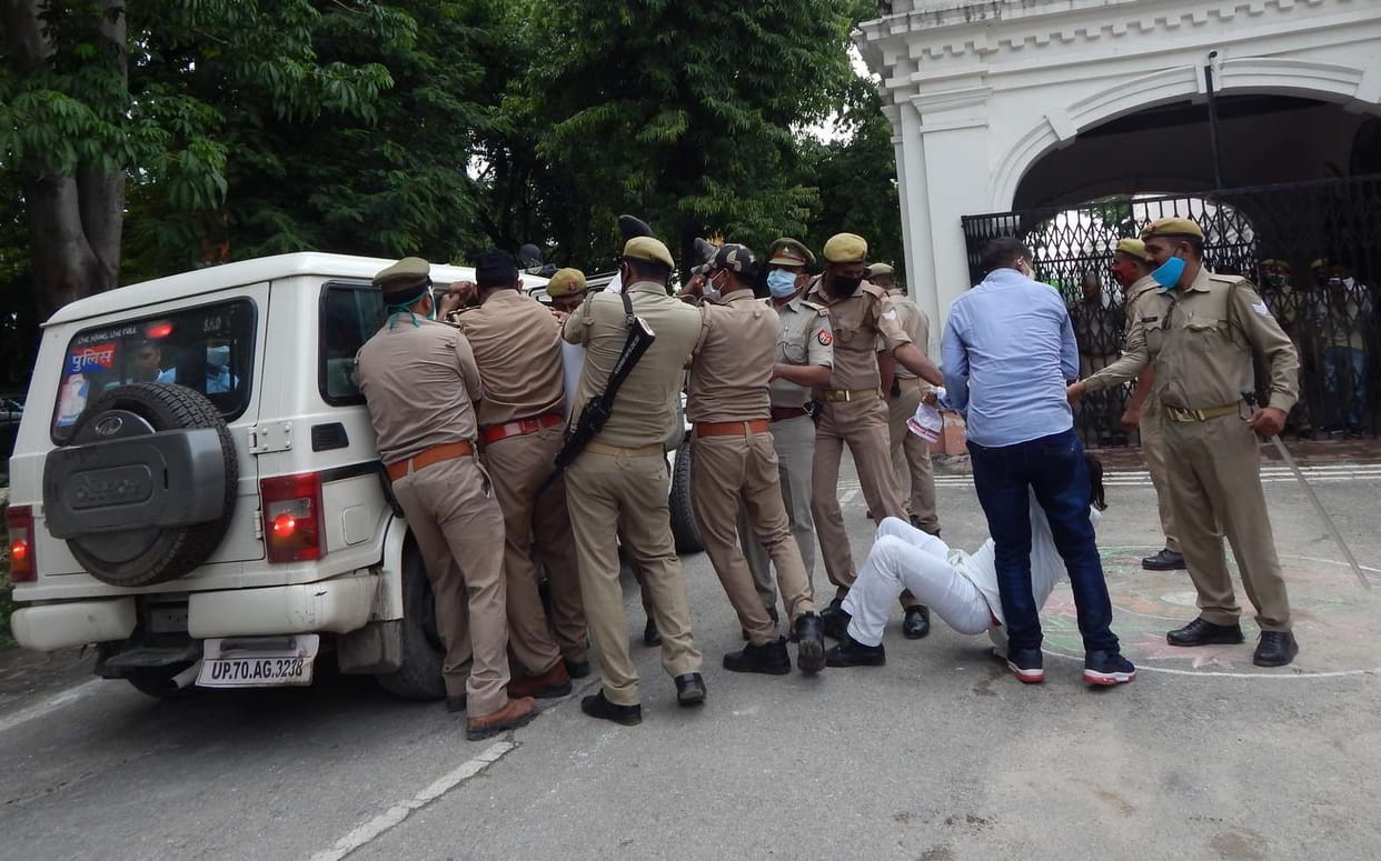 sp leaders arrested in ballia