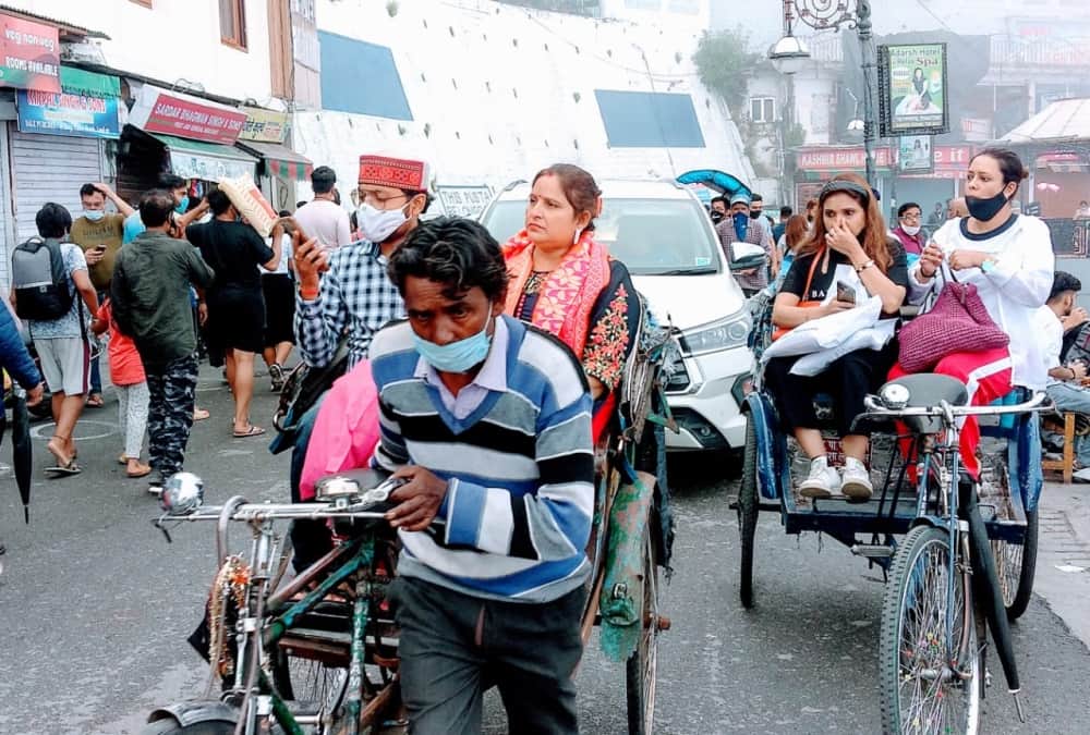 Uttarakhand News: Tourist Crowd in Nainital And Mussoorie Even Monsoon Rainfall Photos