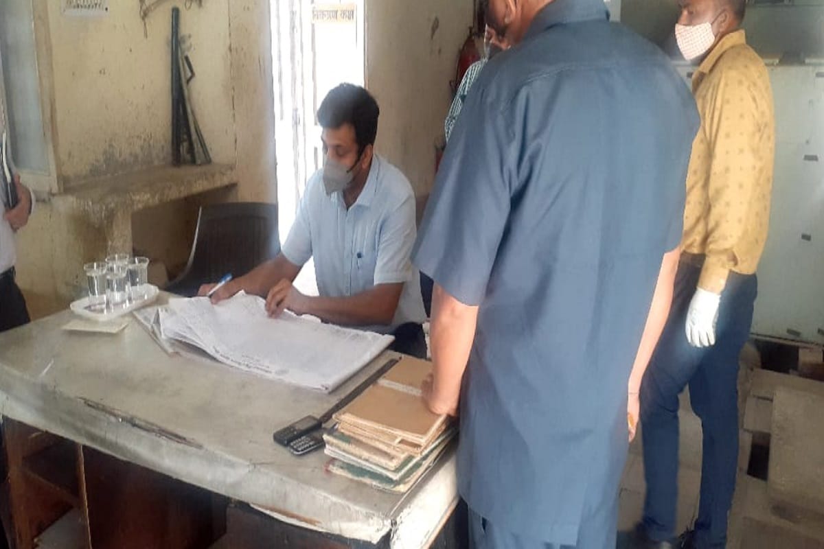 Meerut News: PVVNL MD Arvind Mallappa Bangari has started searching operation in anger over power cut