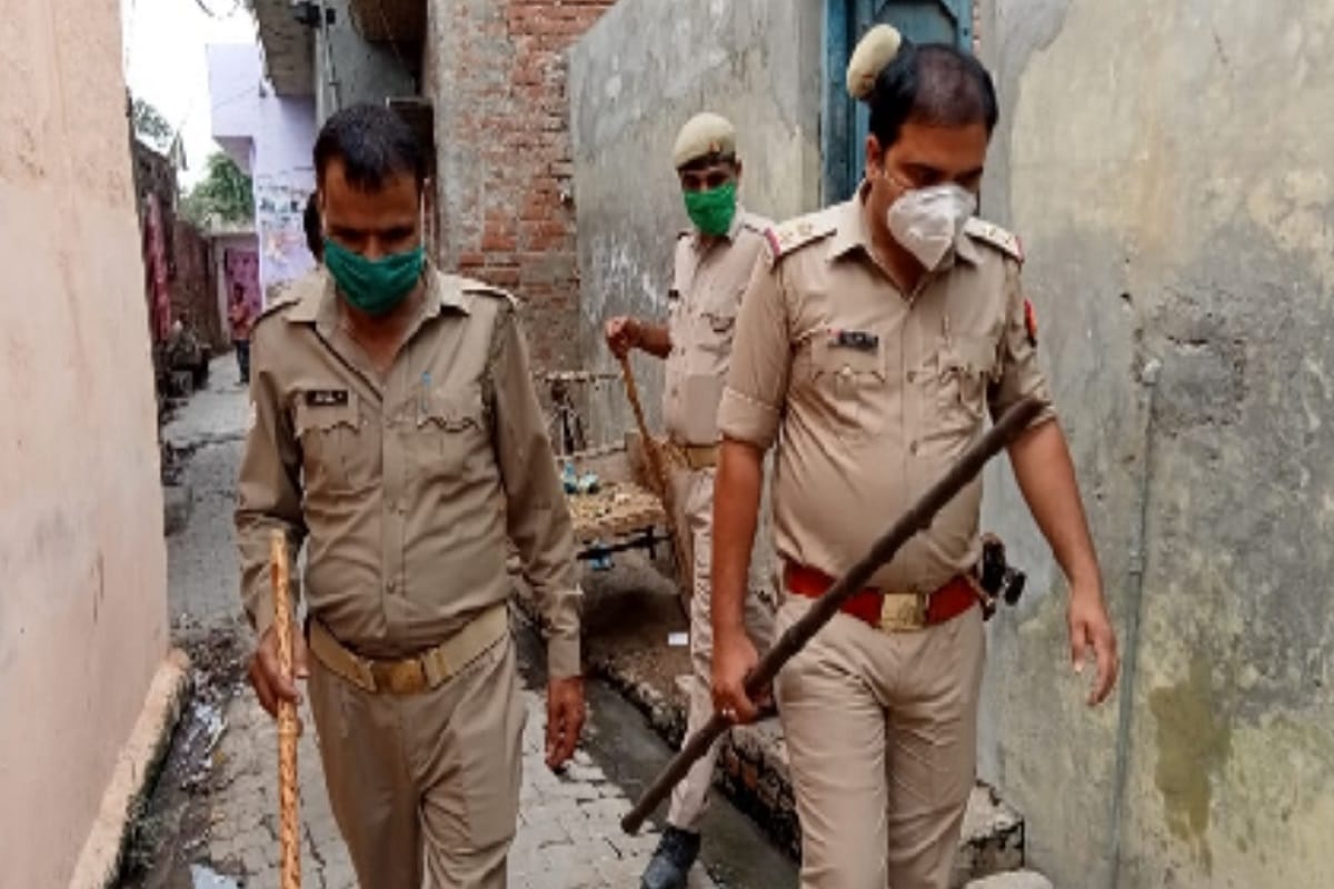 Muzaffarnagar UP Crime News:: A youth has murder by knife in a village of Muzaffarnagar