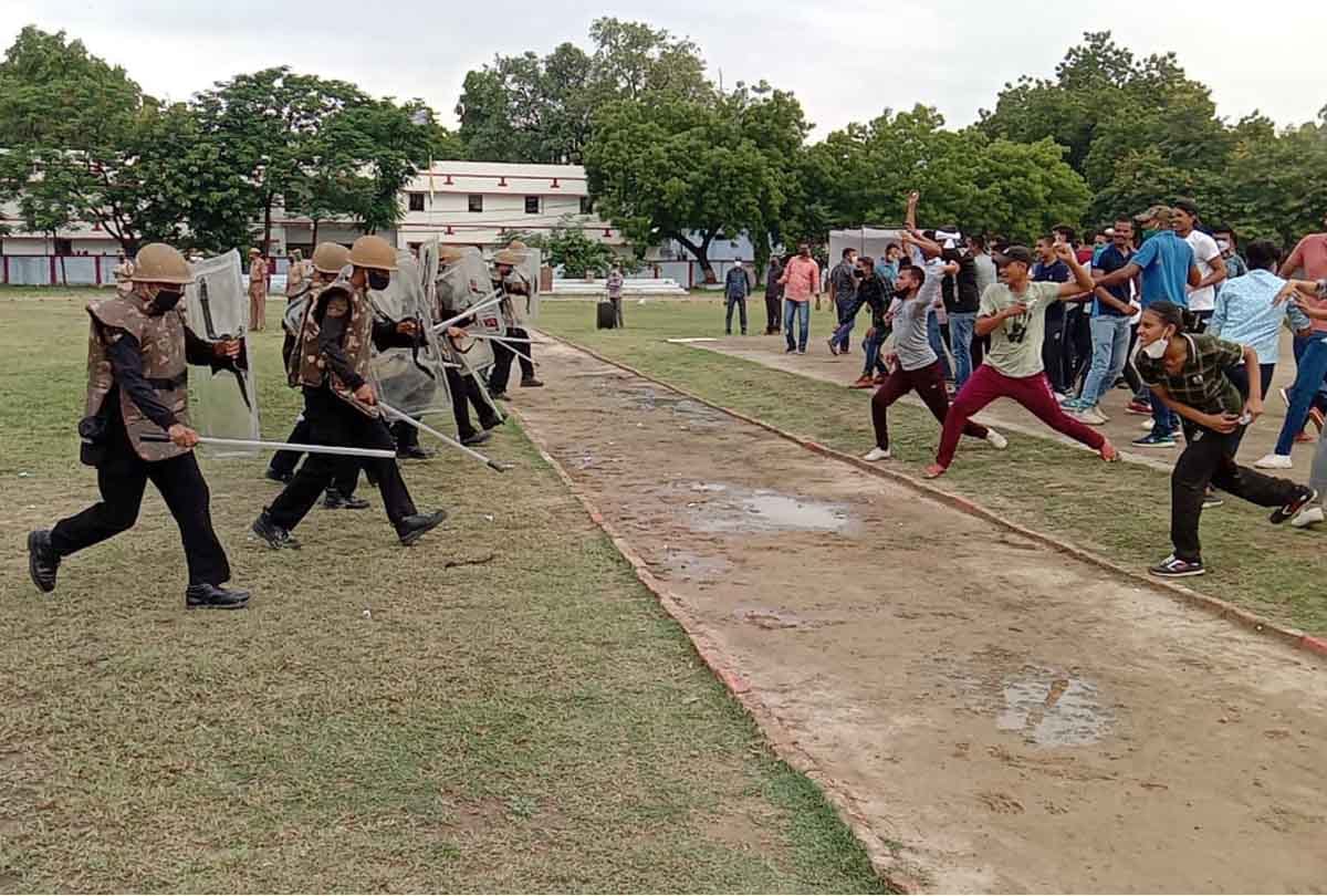 Unnao: Training remembered after beating, riot control exercise in police line