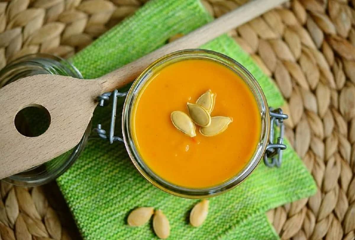 Pumpkin Seeds are Good for Health from Diabetes to Heart Disease, kaddu ke beej ke fayde