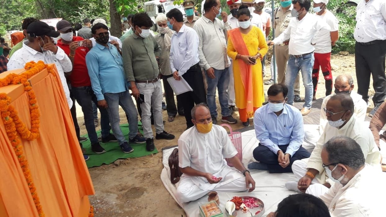 Hathras: Youth will get technical knowledge by construction of ITI: Minister in charge
