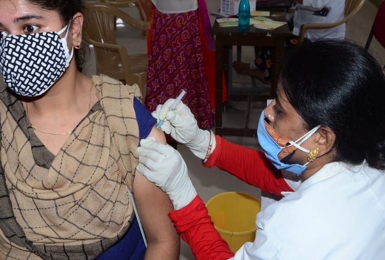 People Faced New Problem in slot booking for Corona Vaccination in Chandigarh 