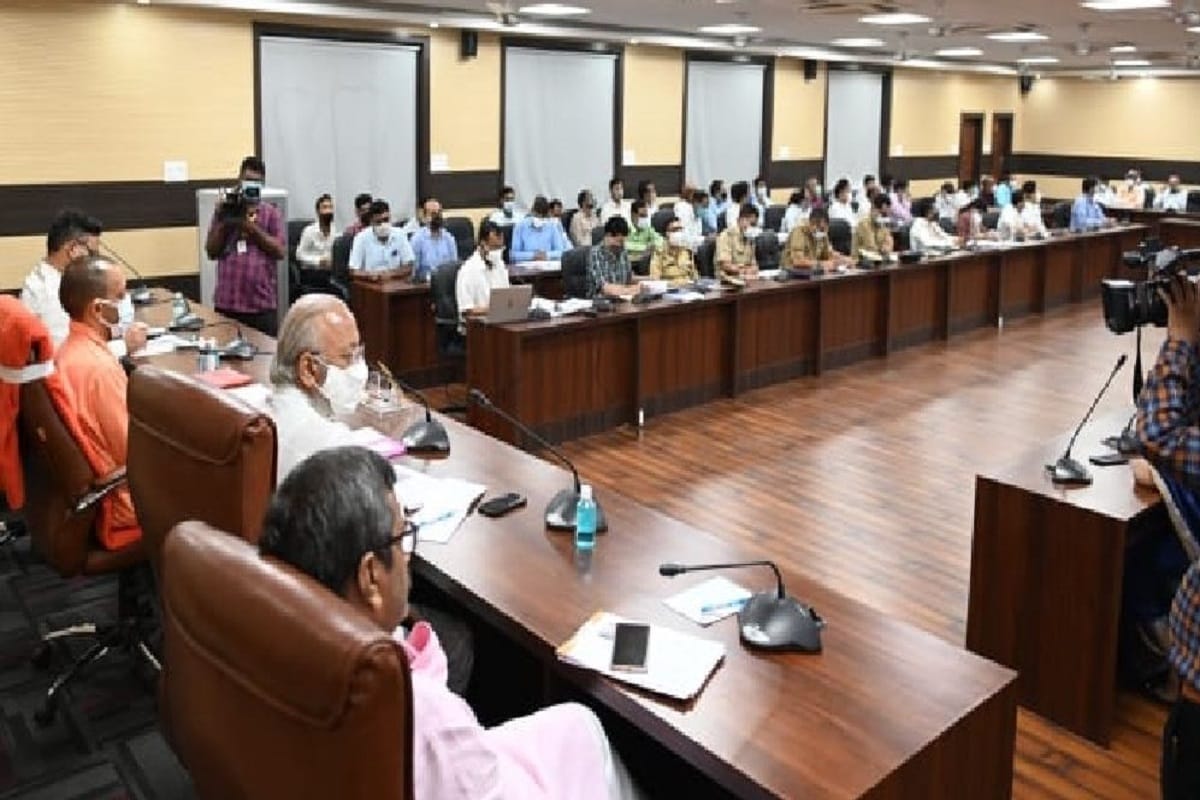 CM Yogi adityanath visit Varanasi today Chief Minister inspects Kashi Vishwanath Corridor