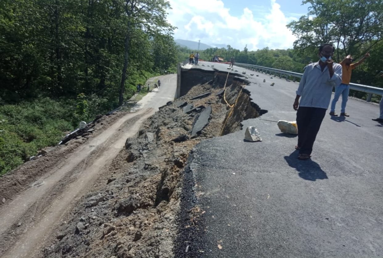 uttarakhand news : lives are in danger due to dilapidated bridges in state