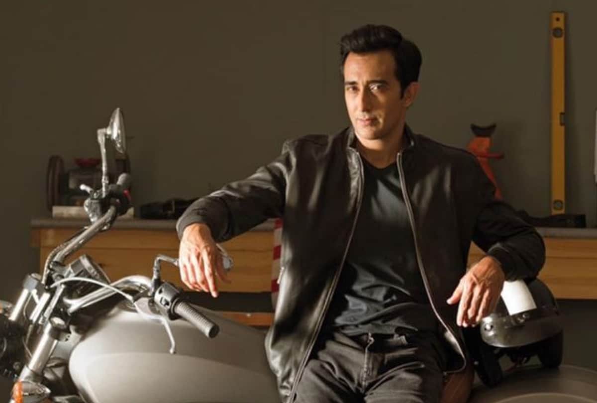 Vinod Khanna son Rahul Khanna turns 49 Know His life And Career Facts