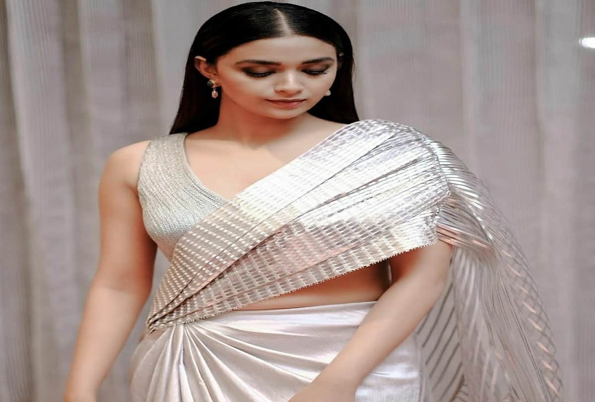 keerthy suresh south actress beautiful looks in hindi