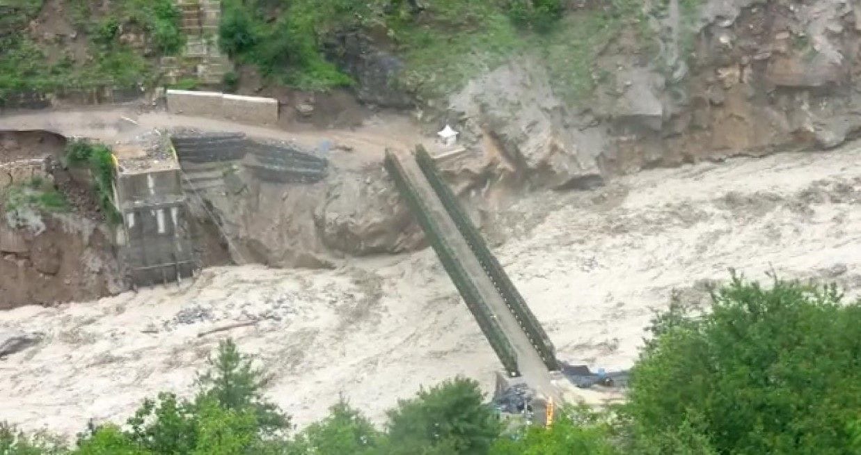 Malari Highway bridge in danger