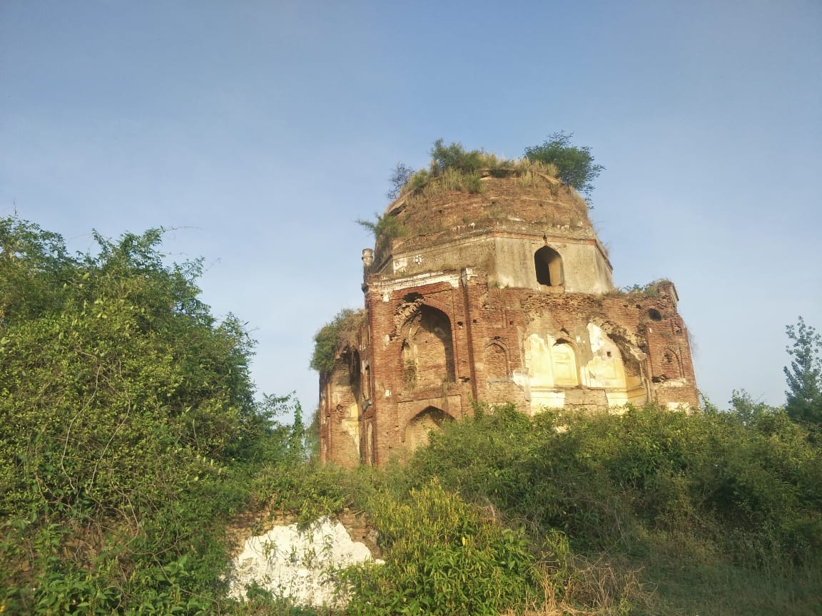 Priority to establish PHC and Inter College in the village