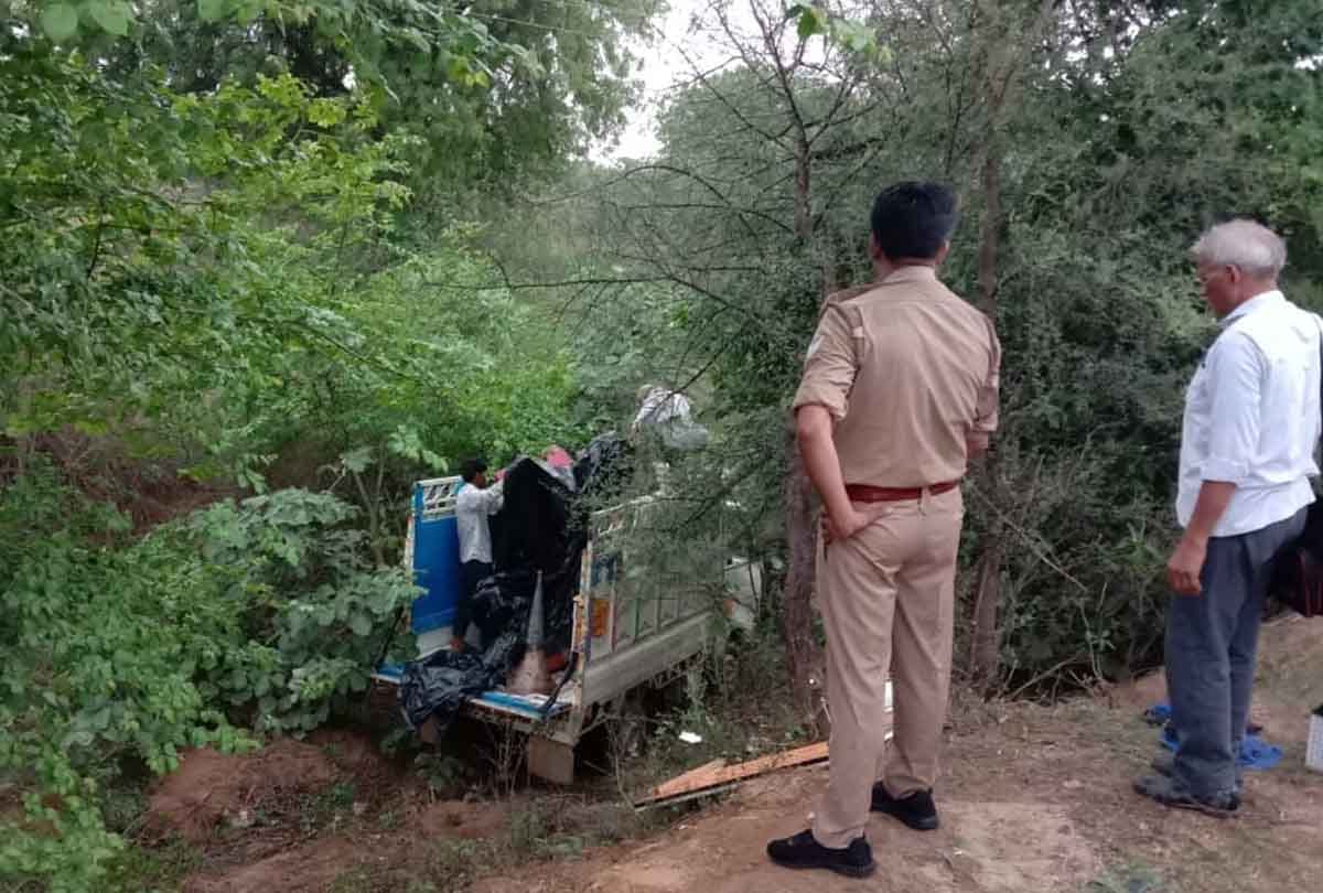 UP: pickup filled with baraatis overturns in Mahoba, 14 injured, six in critical condition