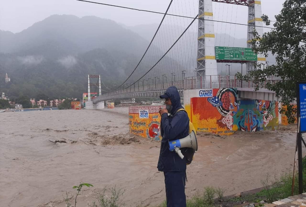 Uttarakhand Weather Forecast Today: Ganga River Water Level Increasing in Haridwar and Rishikesh Due To Heavy Rain, Alert Issue, watch photos