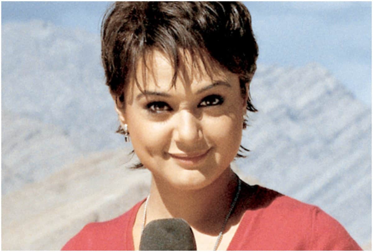 The Broken News: Before Sonali Bendre Rani Mukherjee Preity Zinta Anil Kapoor Also Played the Role of News Anchors Kartik Aaryan Is Highest Paid Actor Among Them