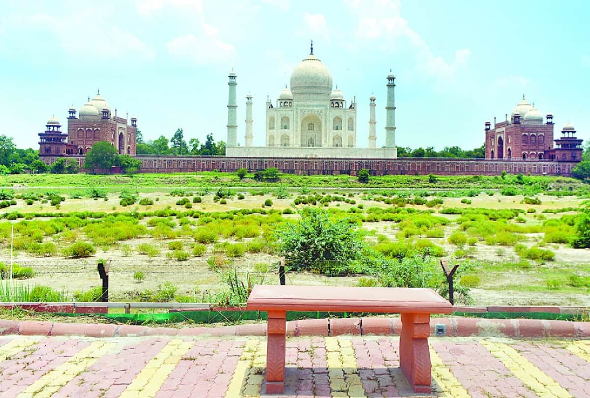 Taj Mahal Night view will be promoted at Delhi Airport