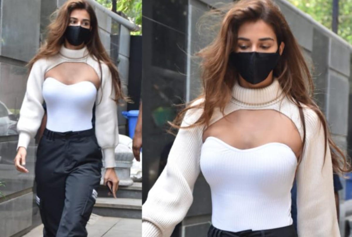 When Bollywood Actresses Brutally Trolled For Revealing Outfit Priyanka Chopra Kangana Ranaut Disha Patani