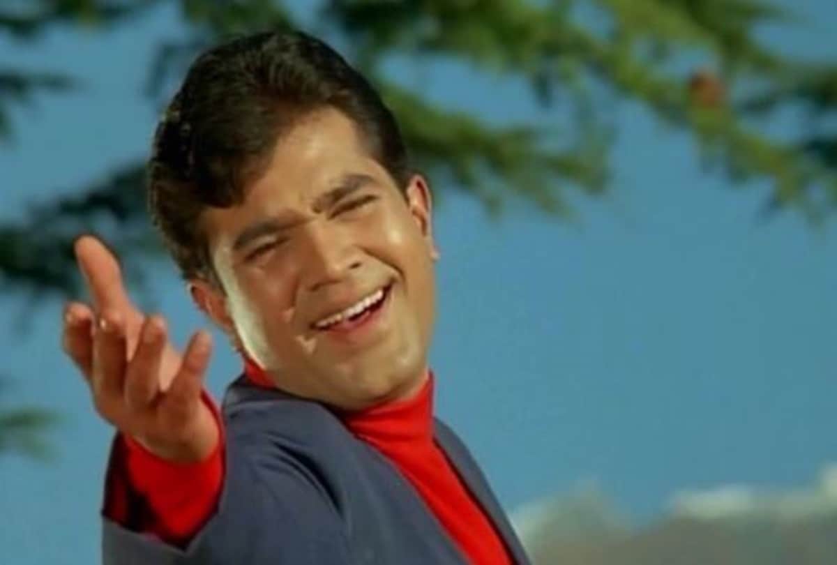 Rajesh Khanna clothe was once ripped off because of female fans climbed over actor