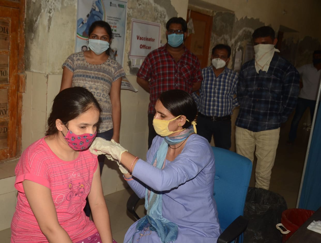 Keeping in view the wastage factor, the vaccine ball is being opened only after the arrival of ten people.