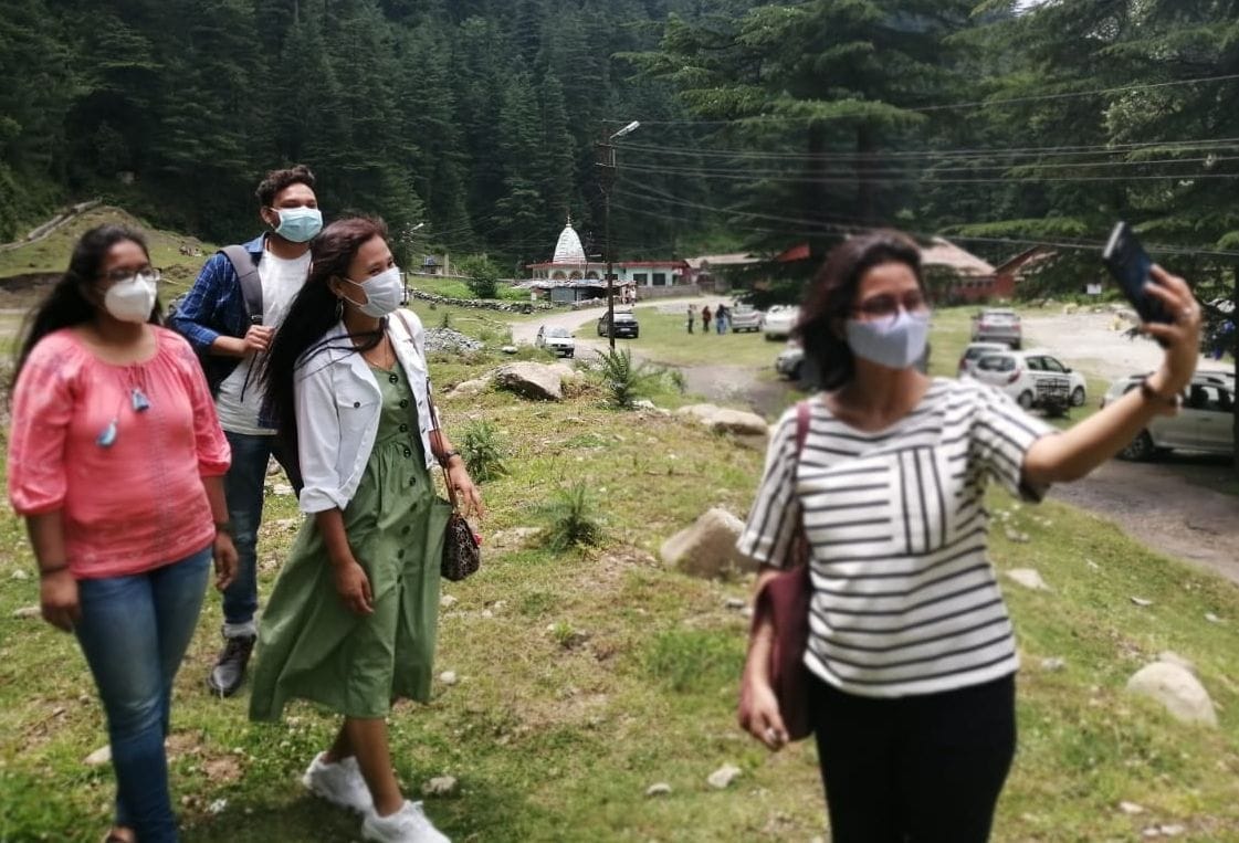 tourist in Barot on weekends